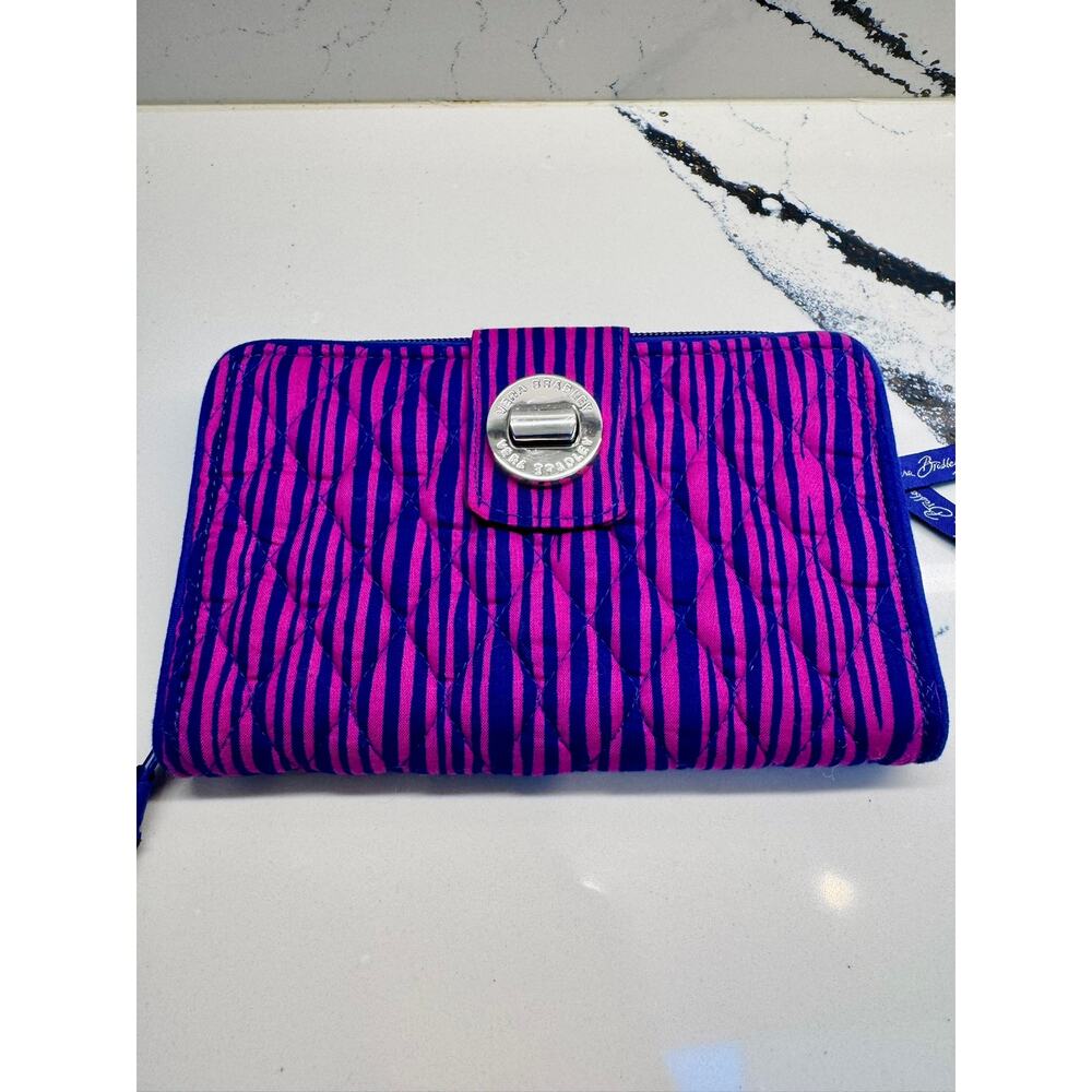 Vera Bradley Pink Blue Stripe Quilted Zip Wallet Organizer Clutch
